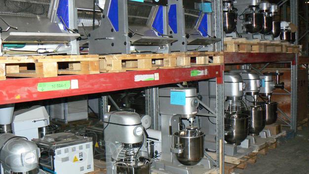 Оснащение заведений общепита магазинов и пищевых производств